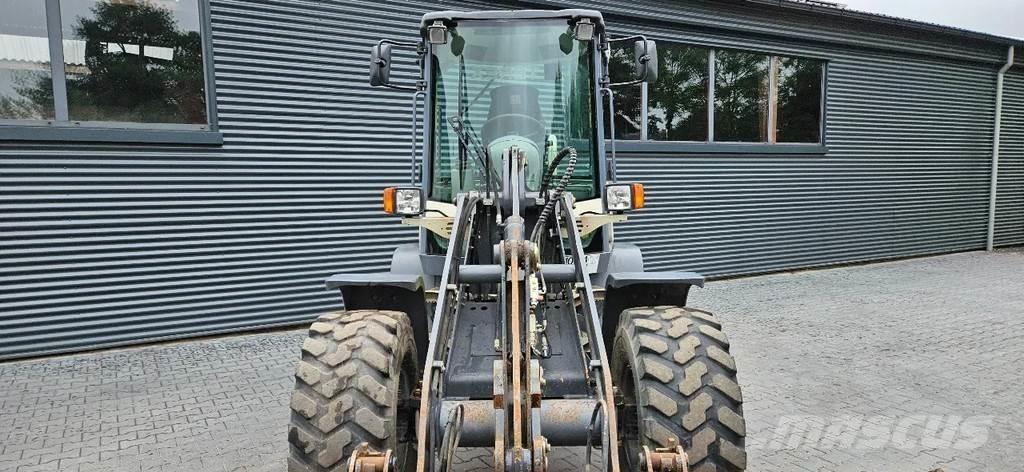 Terex TL80 Kolové nakladače