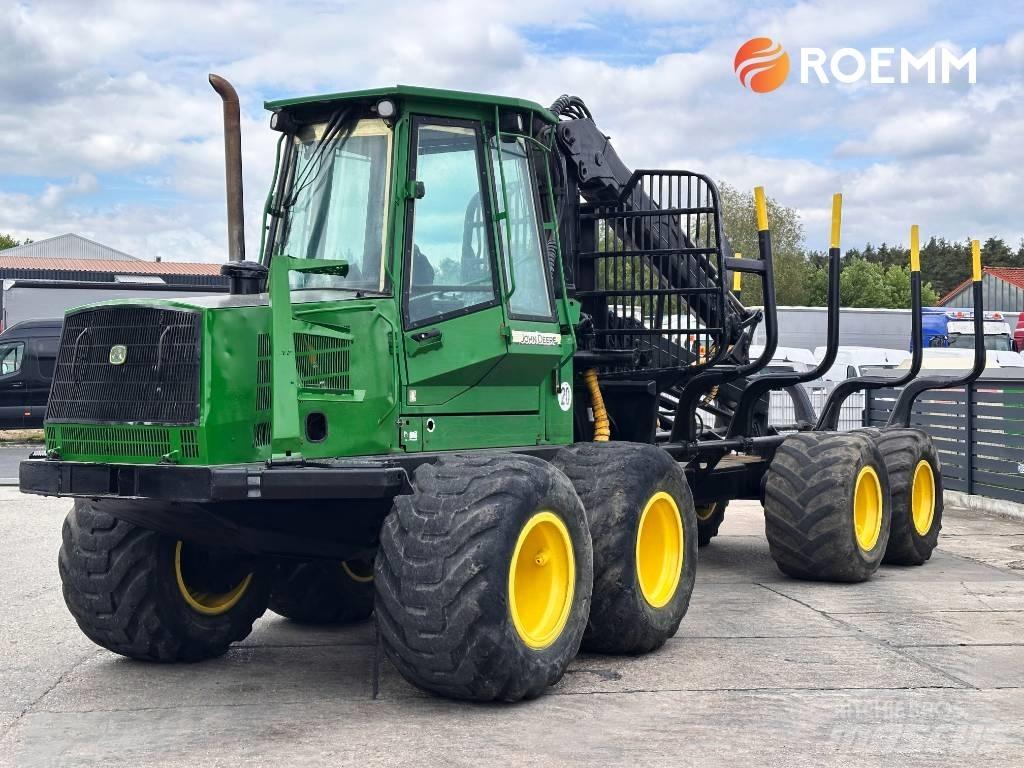 John Deere 1110 D Vyvážecí traktory