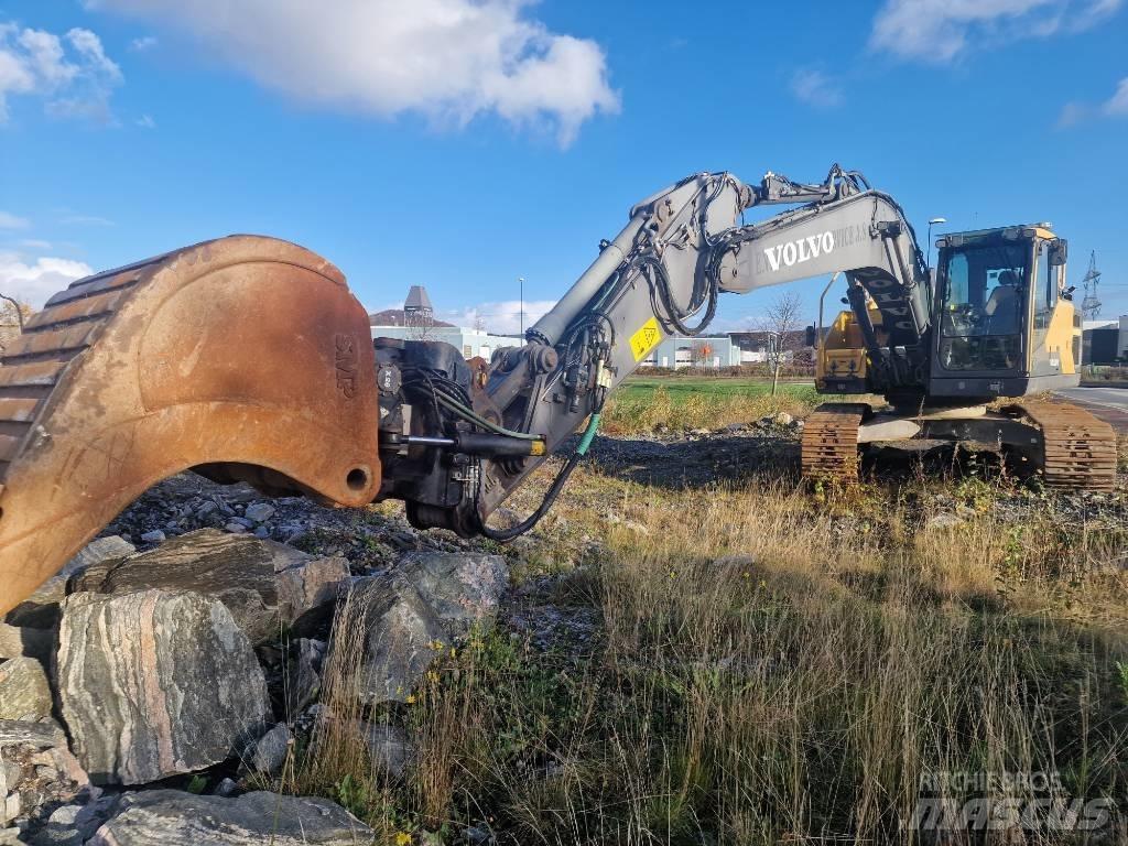 Volvo 220E Pásová rýpadla