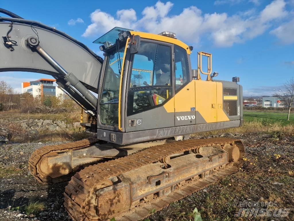 Volvo 220E Pásová rýpadla