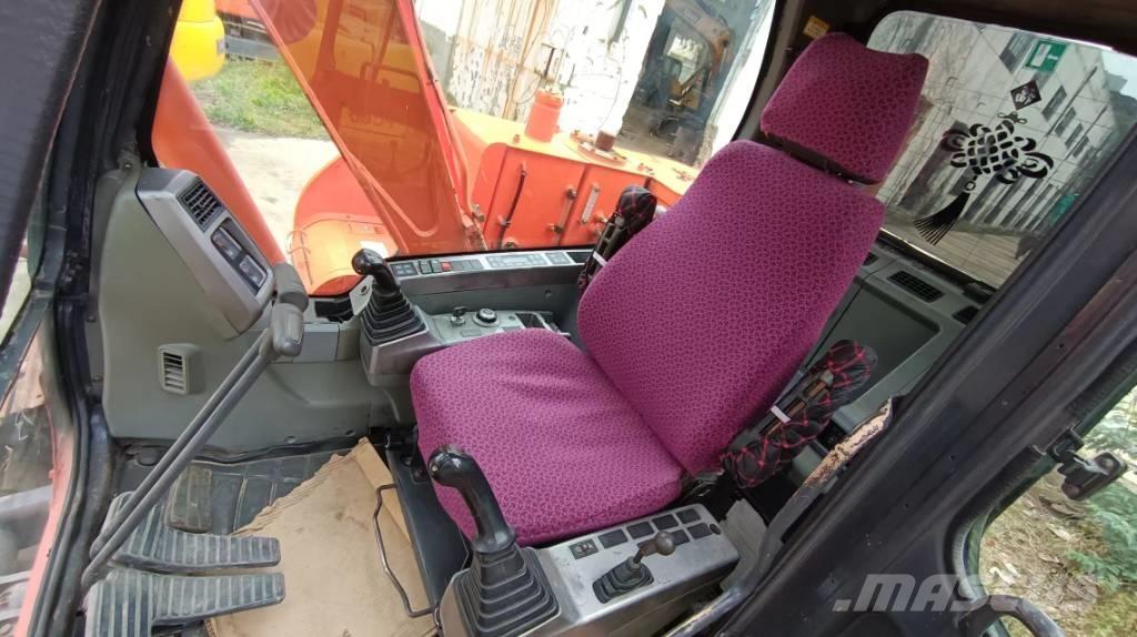 Doosan DX 75-9 C Pásová rýpadla