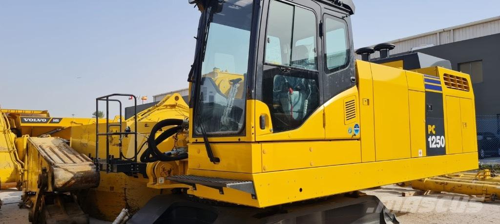 Komatsu PC 1250-8 Pásová rýpadla