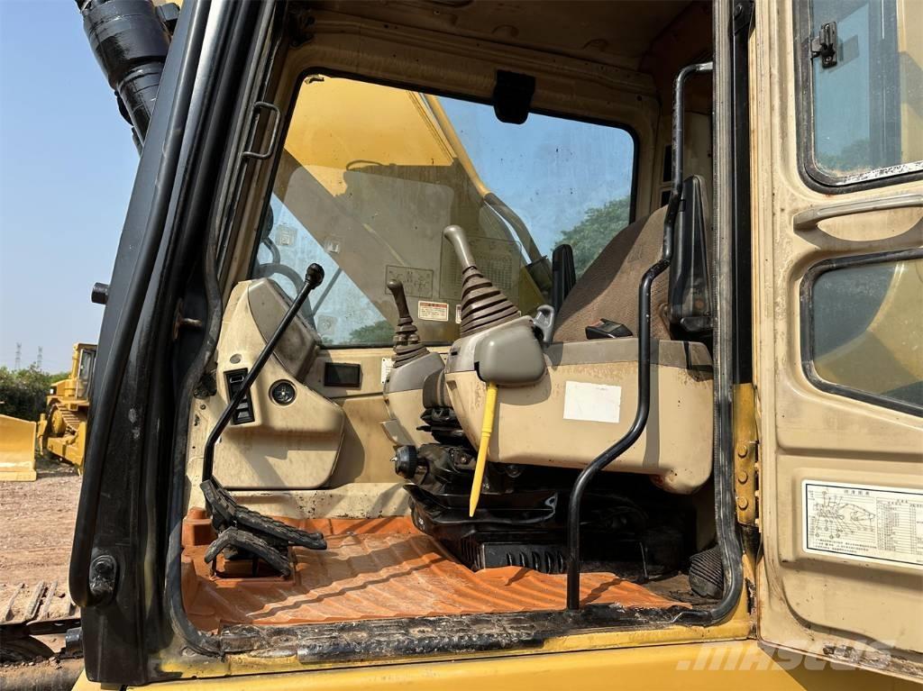 CAT 330 B L Pásová rýpadla