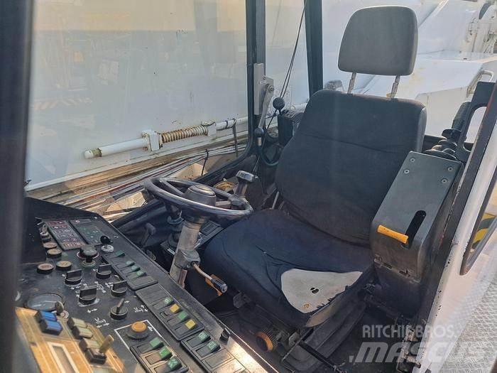 P&H S60 Century 2 Jeřáby pro těžký terén