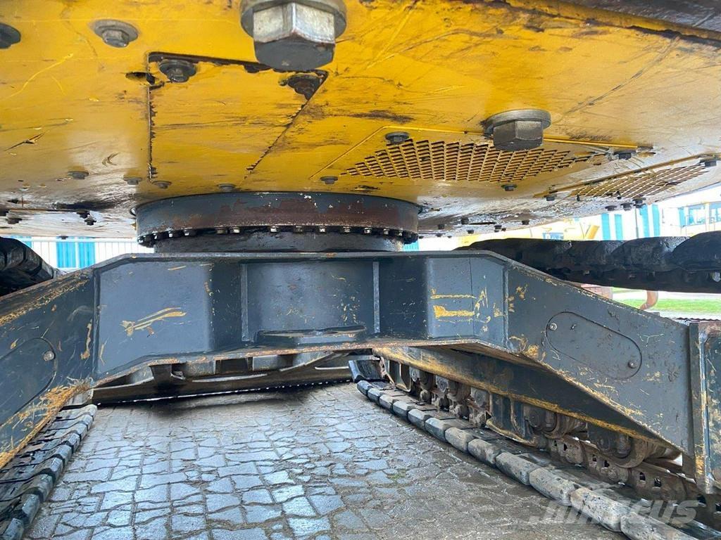 Komatsu PC118MR-8 Pásová rýpadla