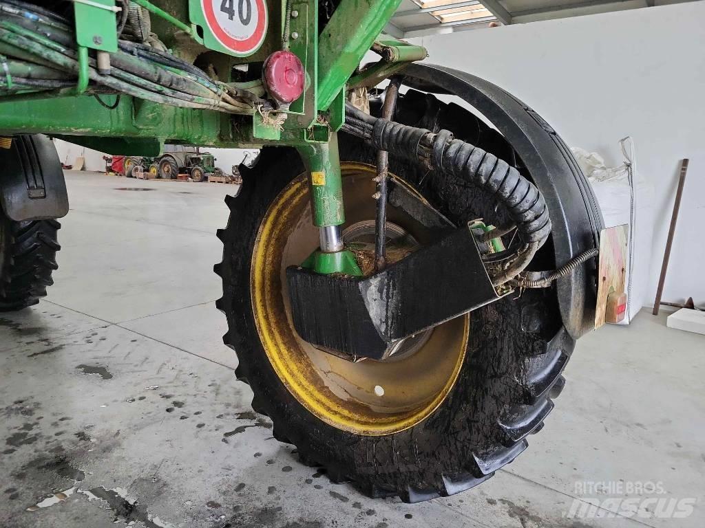 John Deere 4730 Samohybné postřikovače