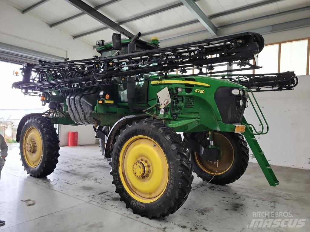 John Deere 4730 Samohybné postřikovače