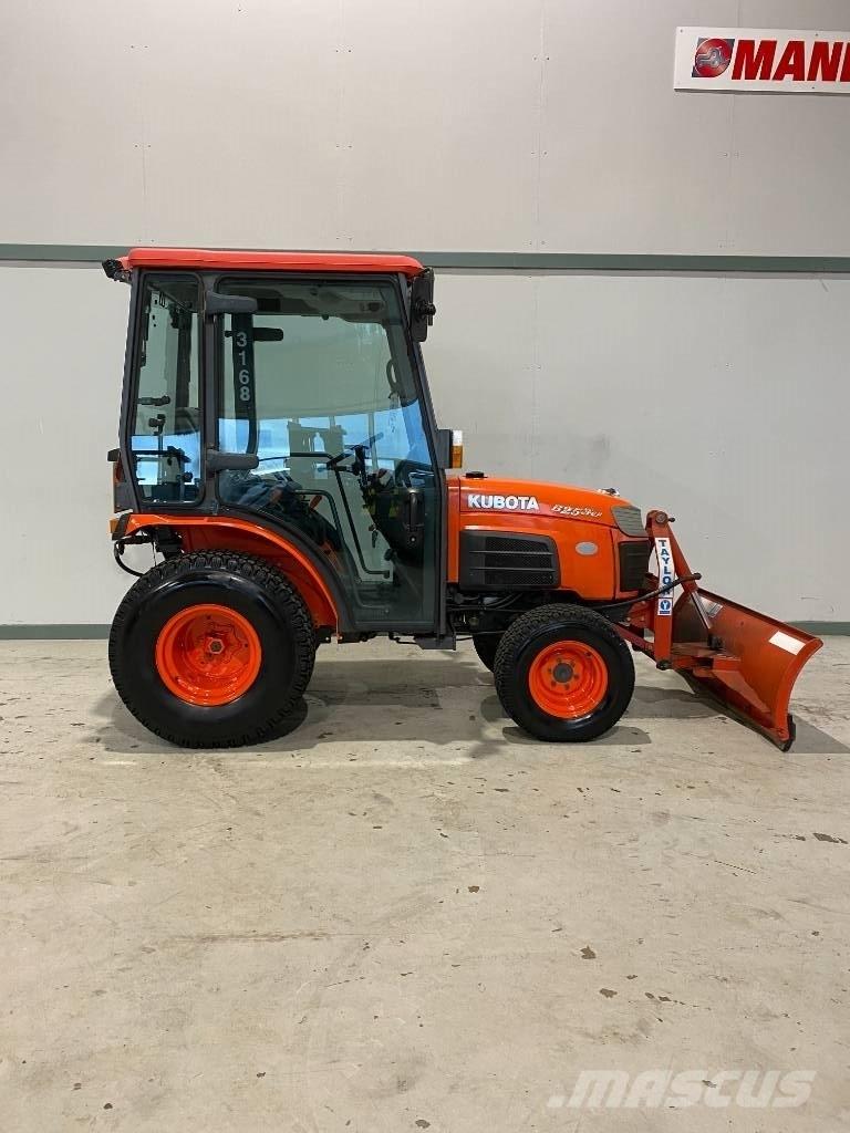 Kubota B2530 Kompaktní traktory