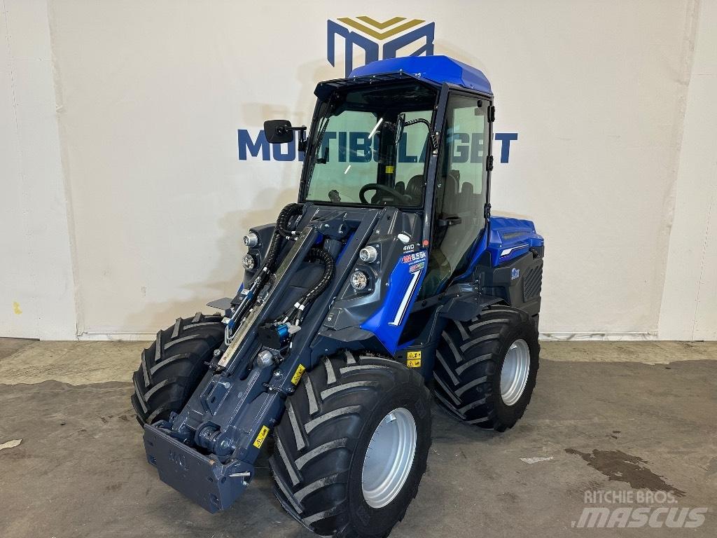 Multione 8.5S K Smykem řízené nakladače