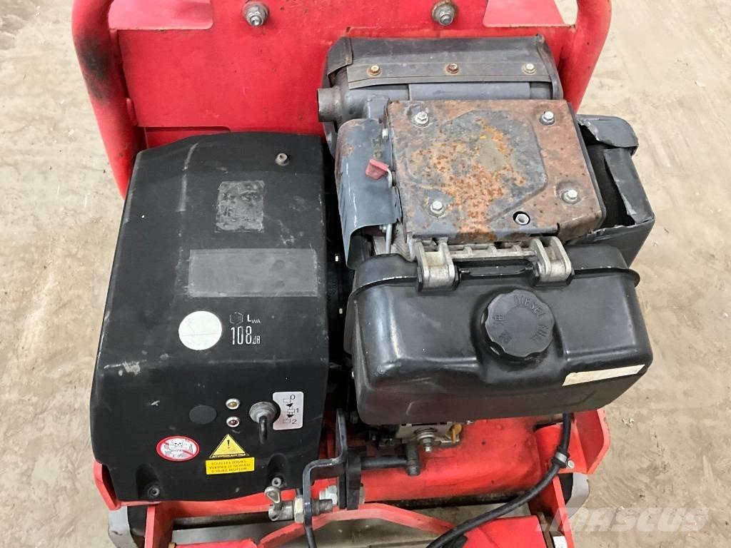 Ammann ARW 65 Tandemové válce