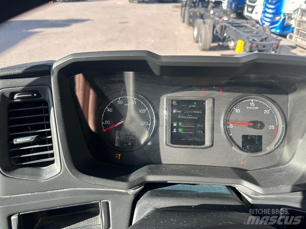 Scania P 360 Hákový nosič kontejnerů