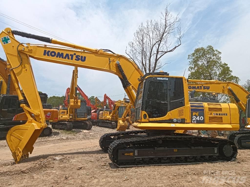Komatsu PC 240 Pásová rýpadla