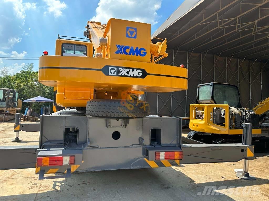 XCMG XCT 25 Univerzální terénní jeřáby