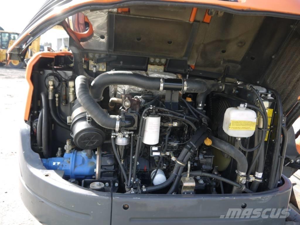 Doosan DX 60 R Mini rýpadla < 7t