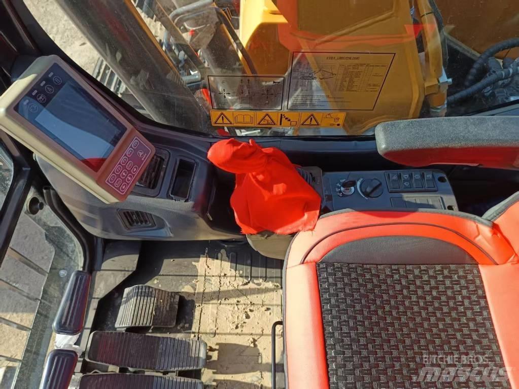 Sany SY155C Midi rýpadla 7t - 12t
