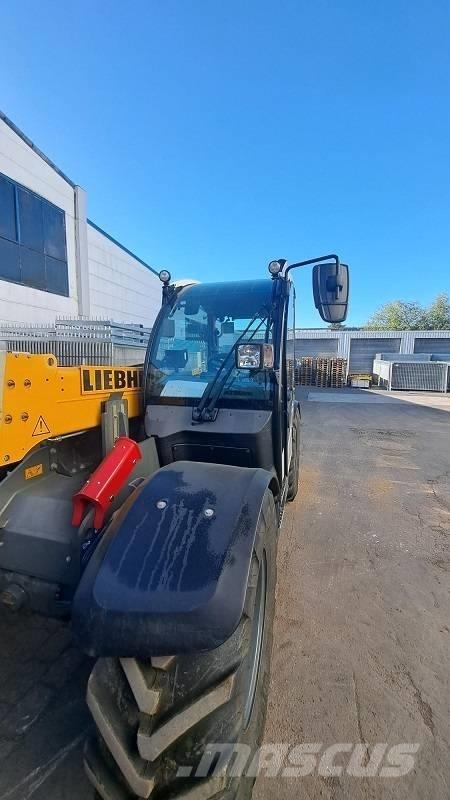 Liebherr T 36-7 Teleskopické manipulátory