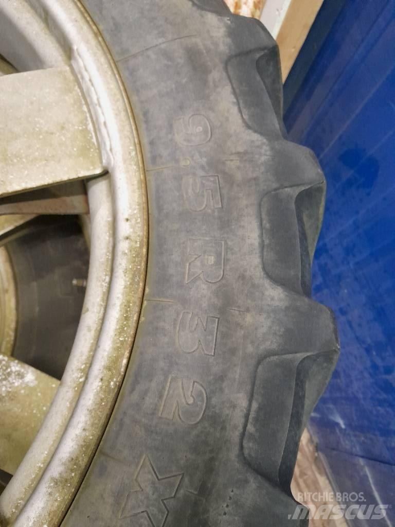 Michelin 9,5-32 Pneumatiky, kola a ráfky