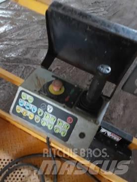 Haulotte H 15 SX Nůžková zvedací plošina
