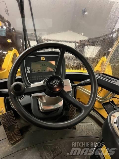 JCB 436HT Kolové nakladače
