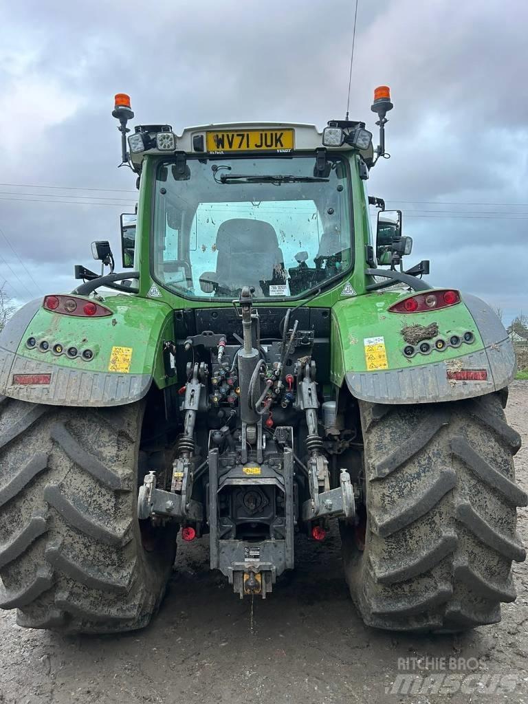 Fendt 724 Profi Plus Traktory