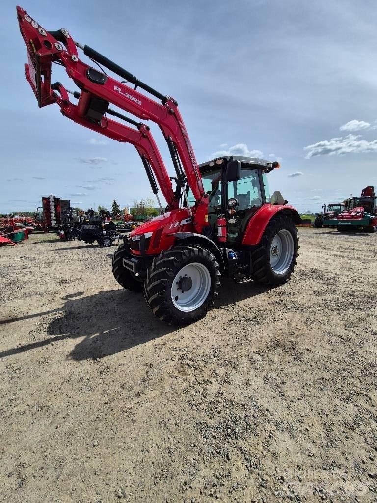 Massey Ferguson 5713 Traktory