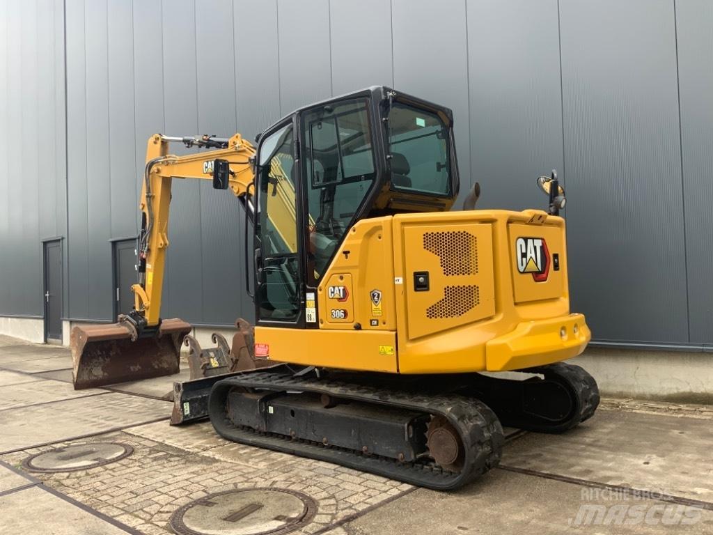 CAT 306 CR Mini rýpadla < 7t