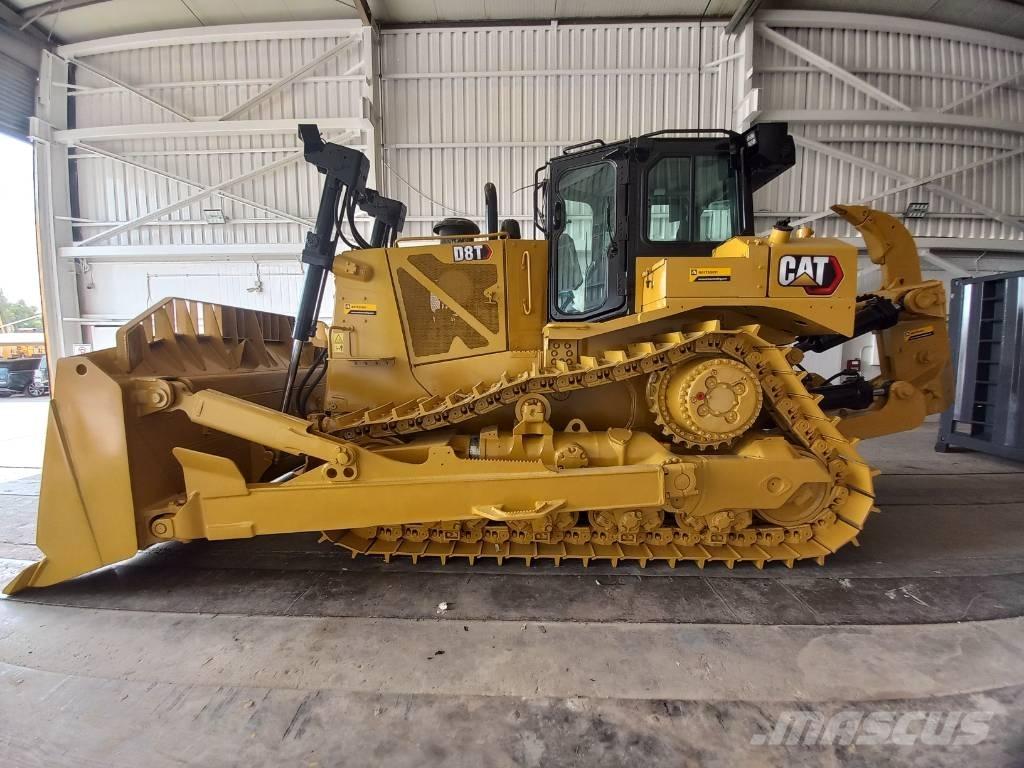 CAT D8T (Abu Dhabi) Pásové dozery