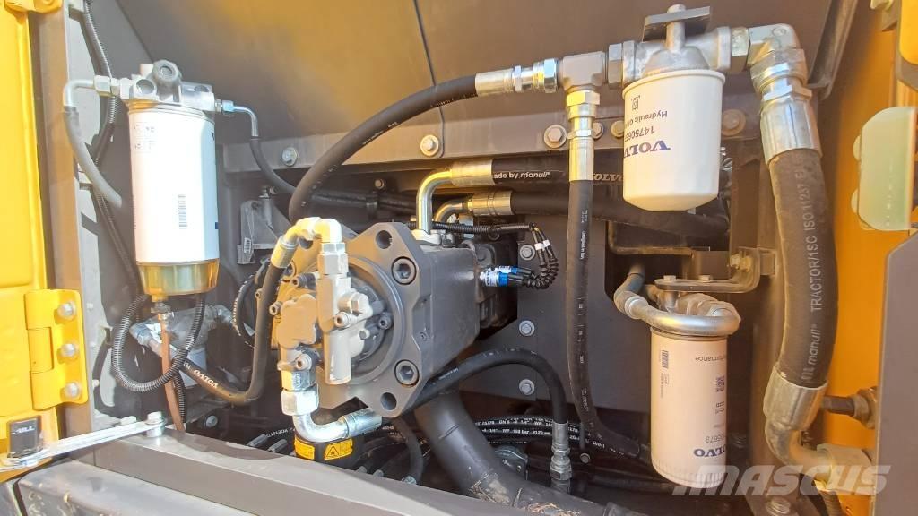 Volvo EC 220 ENL Pásová rýpadla