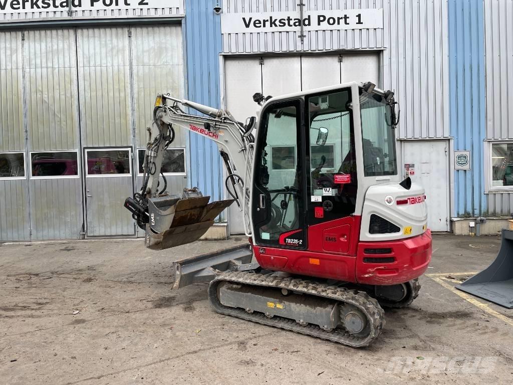Takeuchi TB 235-2 Mini rýpadla < 7t