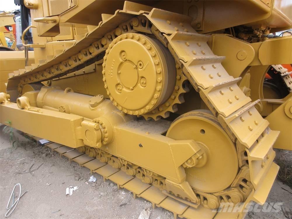 CAT D 8 N Pásové dozery