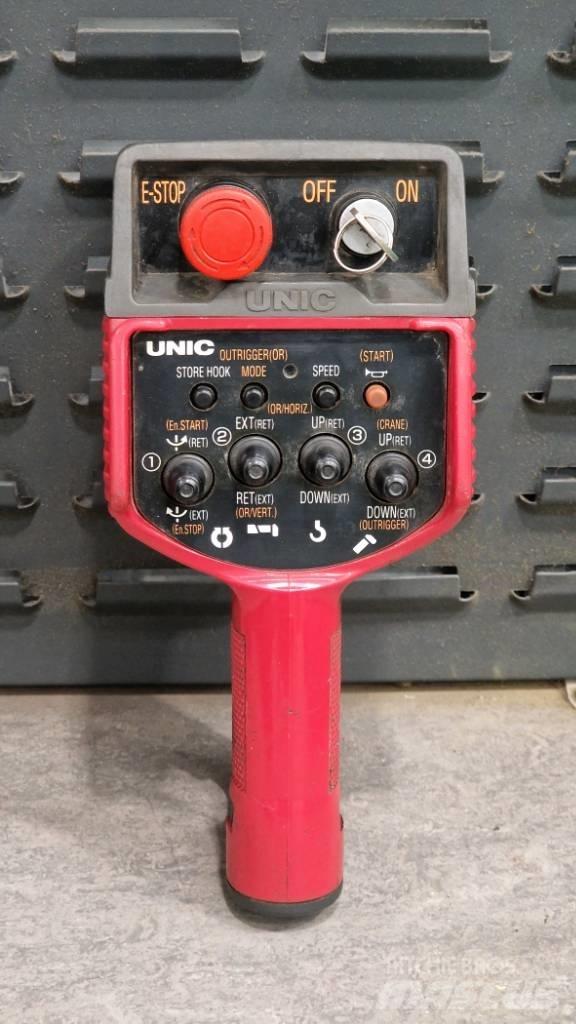 Unic URW 706 Minijeřáby