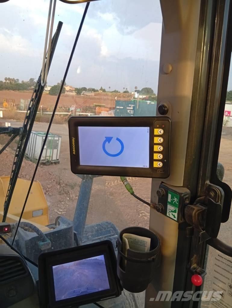 Komatsu WA 380-8 Kolové nakladače