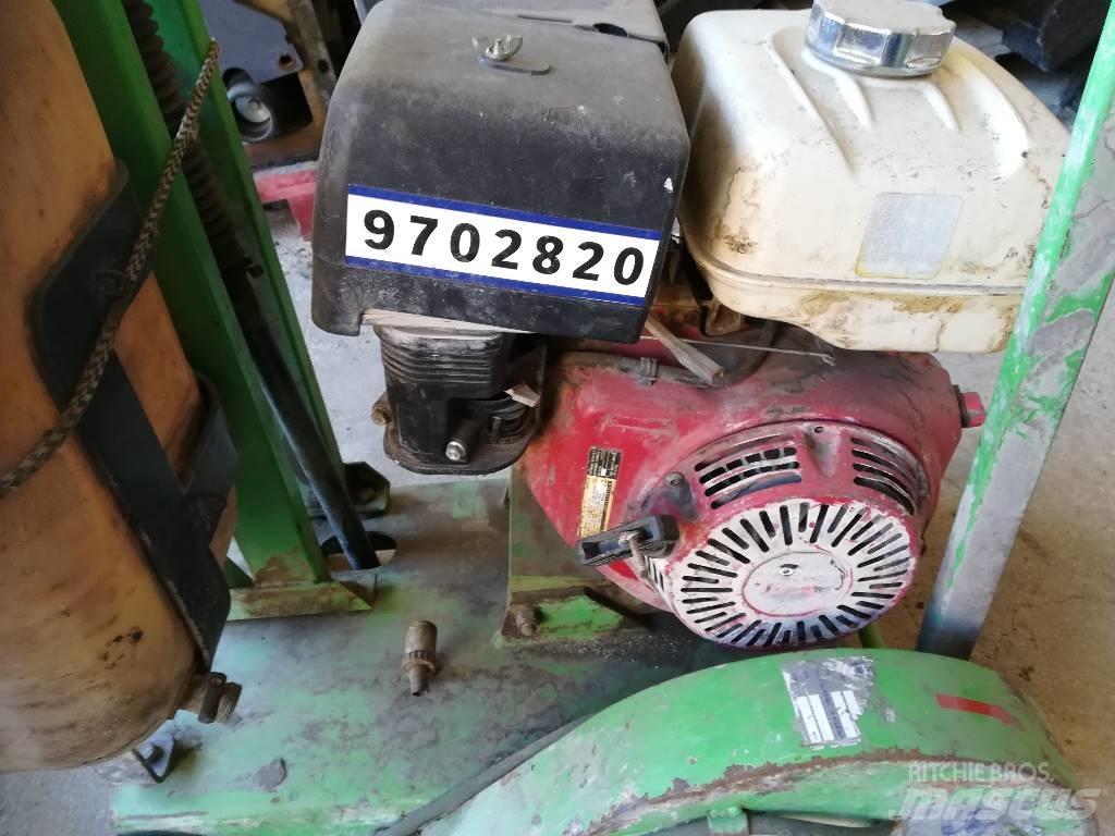  ŘEZAČKA SPÁR RS 400 Stavebnictví - ostatní