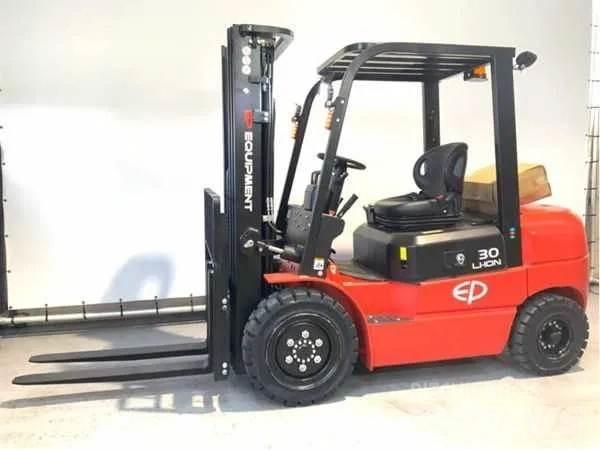 EP EFL 302 (3000KG) Akumulátorové vozíky
