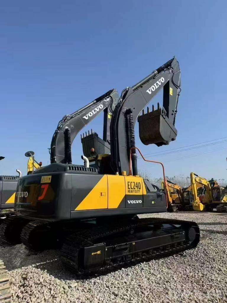 Volvo EC 240 Pásová rýpadla