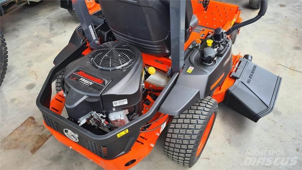 Kubota Z1-421 Sekačky greenů
