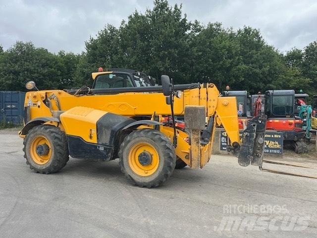 JCB 540-170 Teleskopické manipulátory