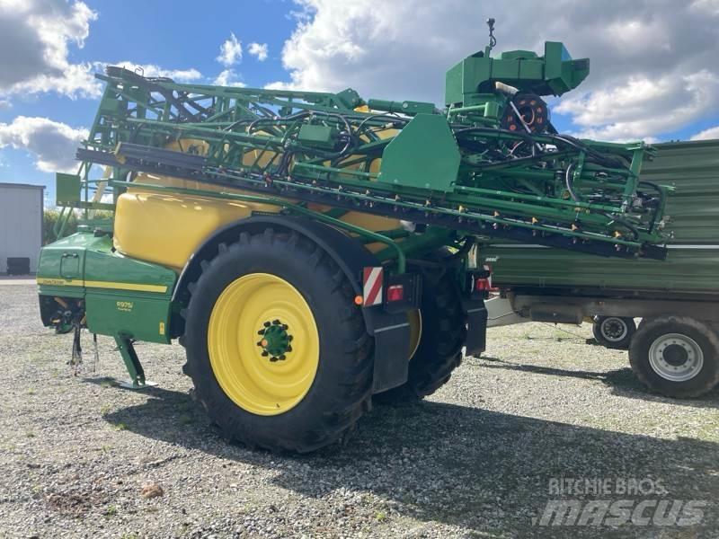 John Deere R975i Tažené postřikovače
