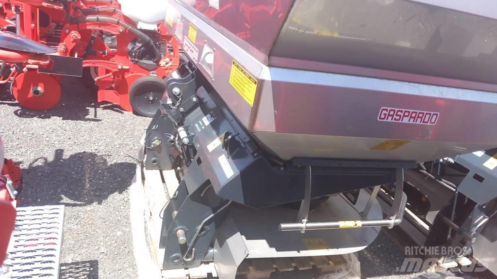 Maschio Zeno 18 Rozmetadlo minerálních hnojiv