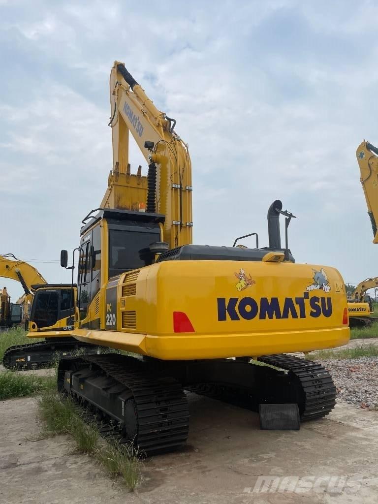 Komatsu PC 220 Pásová rýpadla
