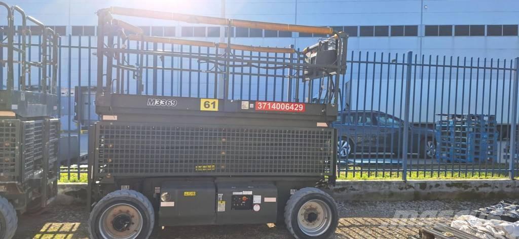 JLG M 3369 Nůžková zvedací plošina