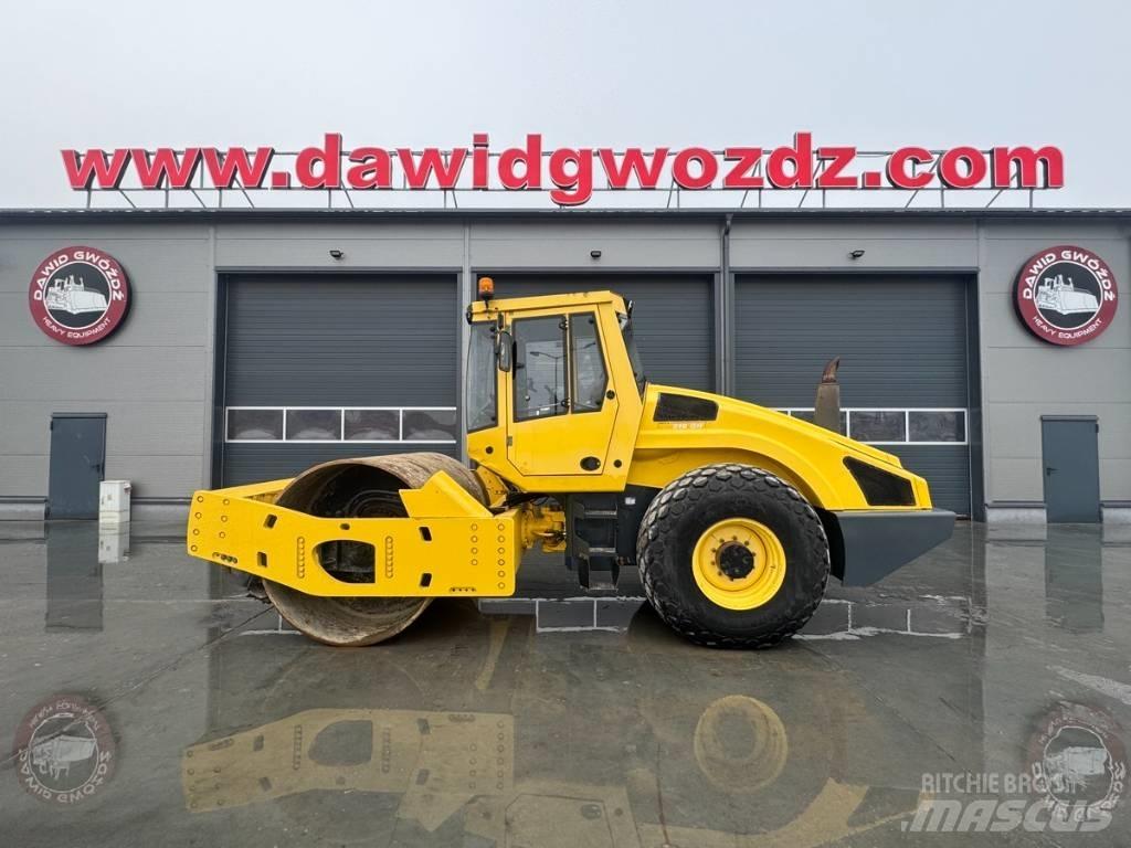 Bomag BW 216 D H-4 Tahačové válce