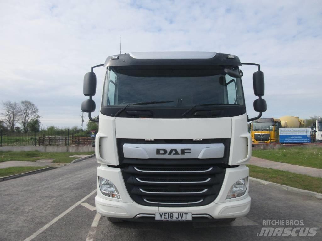 DAF CF450 Valník s navijákem