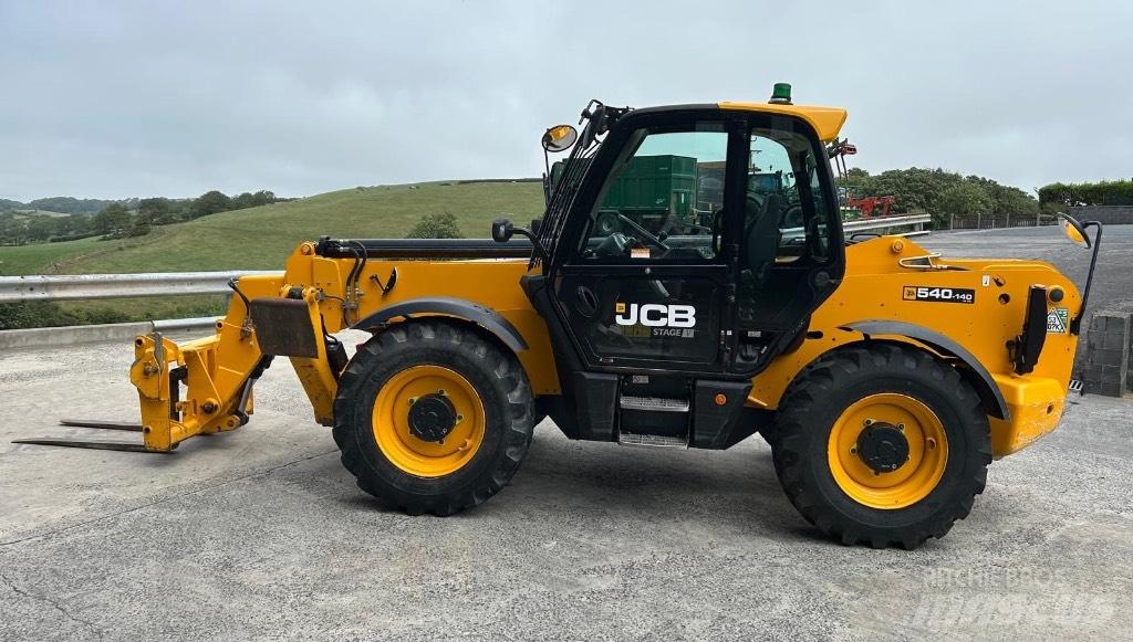 JCB 540-140 Teleskopické manipulátory