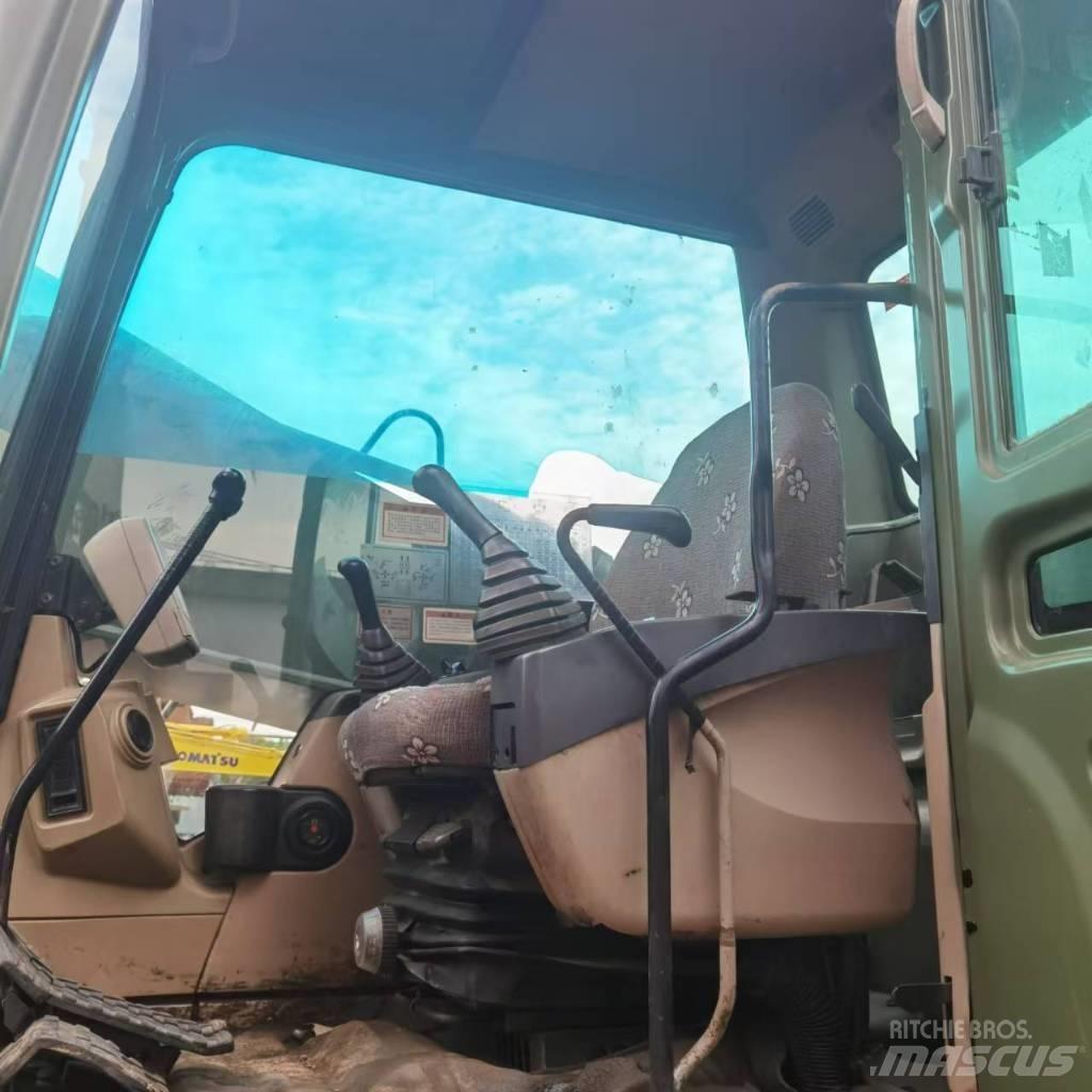 CAT 330 C Pásová rýpadla