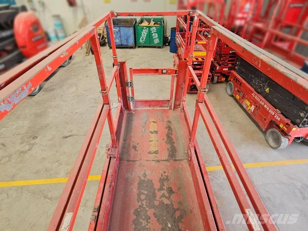 Manitou 100 SEC Nůžková zvedací plošina