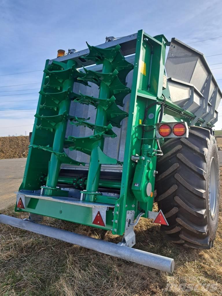 Samson SP 15 Rozmetadla chlévské mrvy