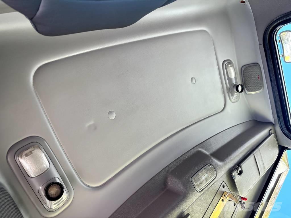 Peterbilt 367 Tahače