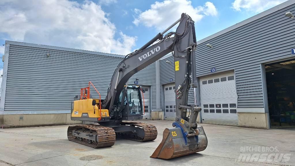 Volvo EC220E Pásová rýpadla