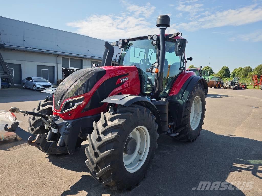 Valtra T 175 E Traktory